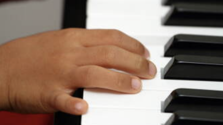 なぜ「爪を切りなさい！」と先生は言うのか？